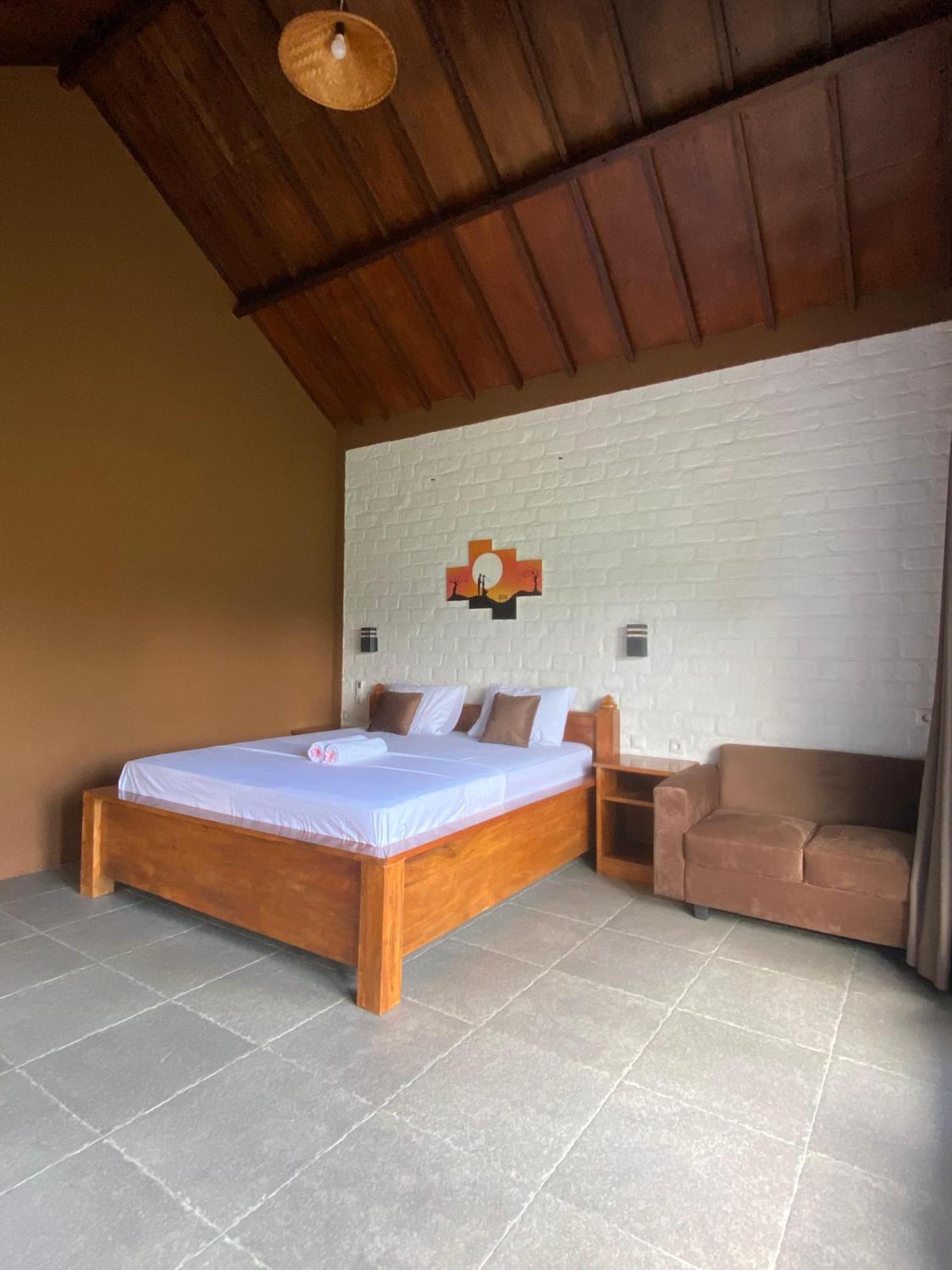 Arista Homestay Tetebatu Exterior photo