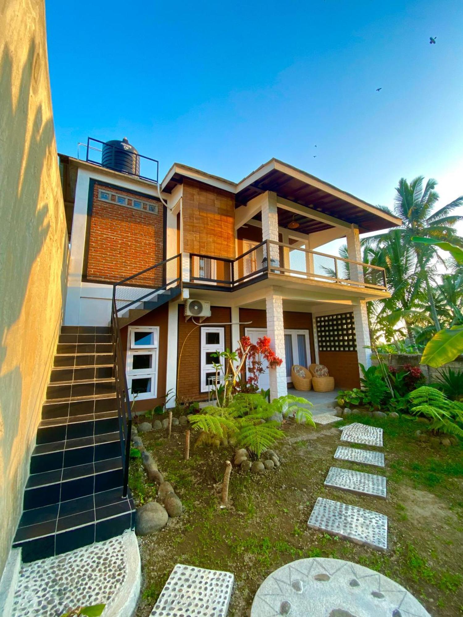 Arista Homestay Tetebatu Exterior photo